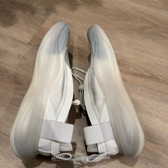 Size 9 - Stella McCartney x adidas Sportswear Low Off White W - Picture 4 of 5